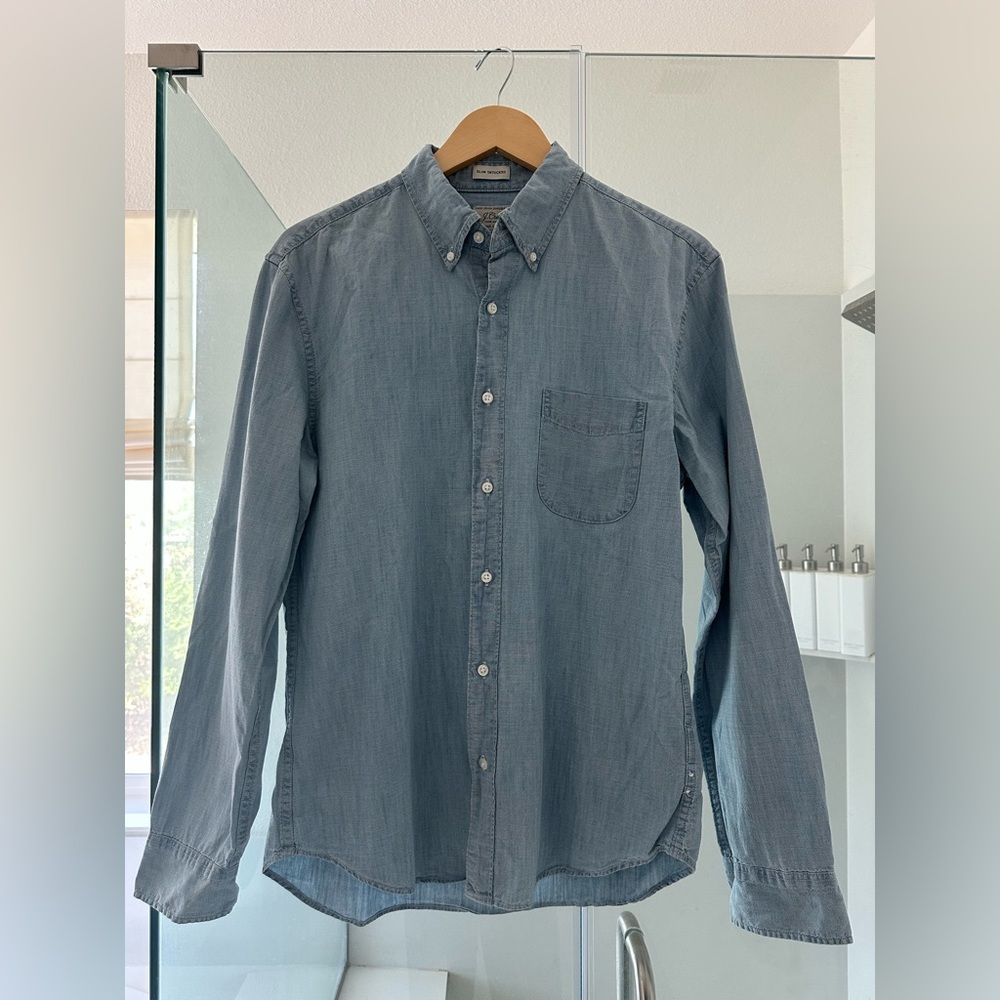 J. Crew Men's Light Blue Button-Down Shirt 100% Cotton